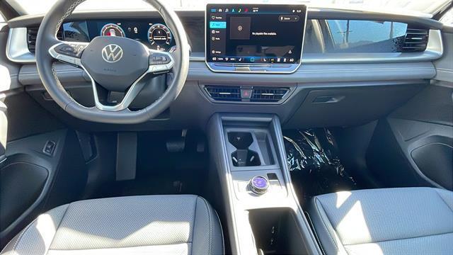 new 2025 Volkswagen Tiguan car, priced at $32,479