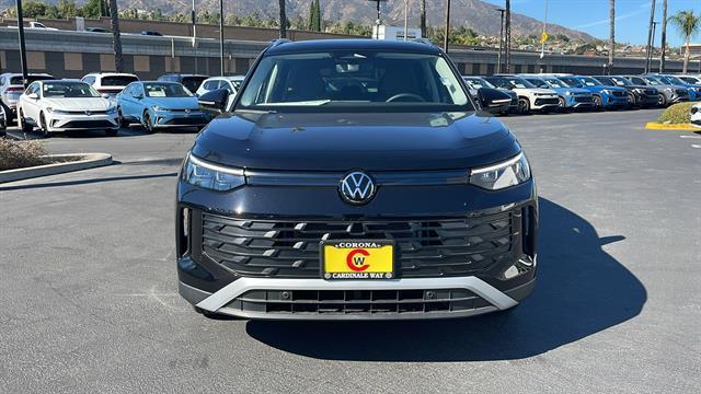 new 2025 Volkswagen Tiguan car, priced at $32,479