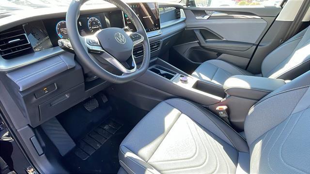 new 2025 Volkswagen Tiguan car, priced at $32,479