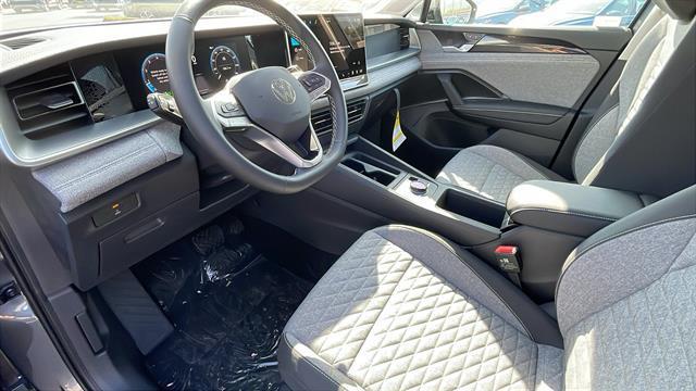 new 2025 Volkswagen Tiguan car, priced at $31,381