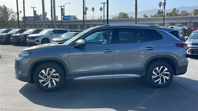 new 2025 Volkswagen Tiguan car, priced at $31,381