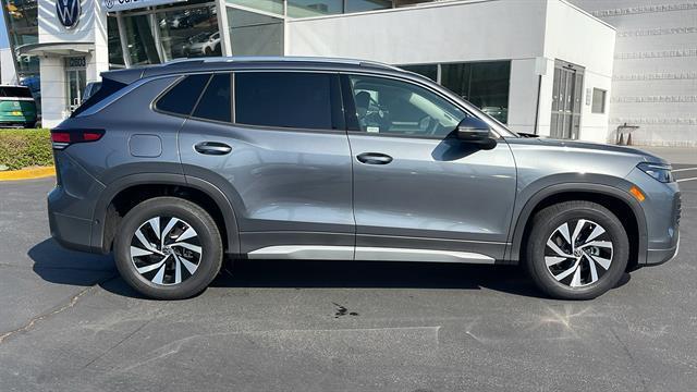 new 2025 Volkswagen Tiguan car, priced at $31,381