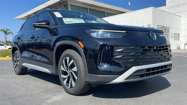 new 2025 Volkswagen Tiguan car, priced at $29,565