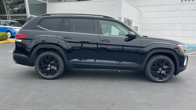 new 2025 Volkswagen Atlas car, priced at $42,469