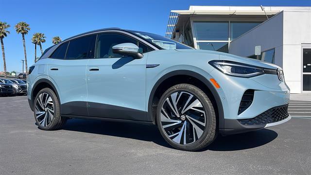 new 2025 Volkswagen ID.4 car, priced at $53,359