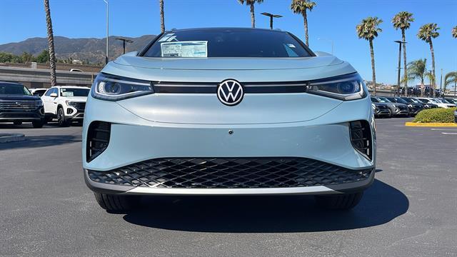 new 2025 Volkswagen ID.4 car, priced at $53,359