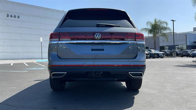 new 2025 Volkswagen Atlas car, priced at $43,287