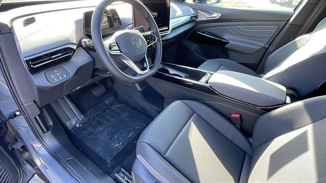 new 2025 Volkswagen ID.4 car, priced at $55,713