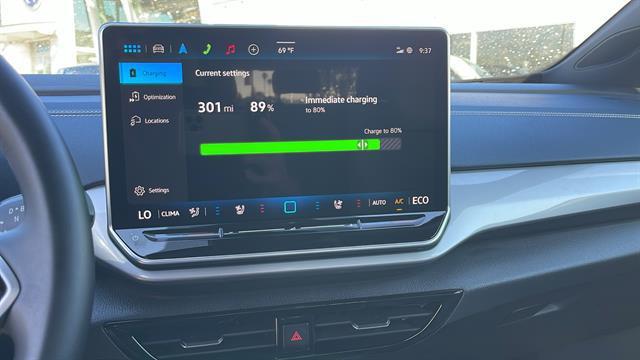 used 2025 Volkswagen ID.4 car, priced at $35,298