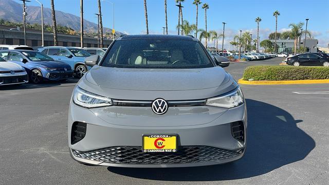 used 2025 Volkswagen ID.4 car, priced at $35,298