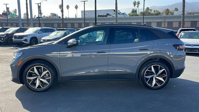 used 2025 Volkswagen ID.4 car, priced at $35,298