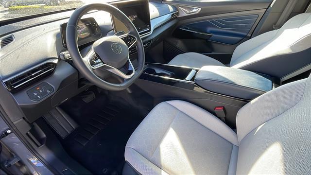 used 2025 Volkswagen ID.4 car, priced at $35,298