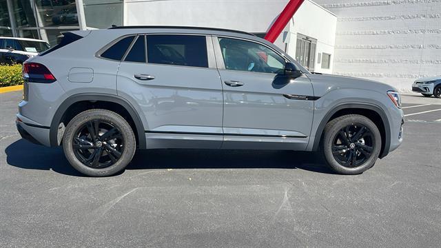 new 2026 Volkswagen Atlas Cross Sport car, priced at $54,107