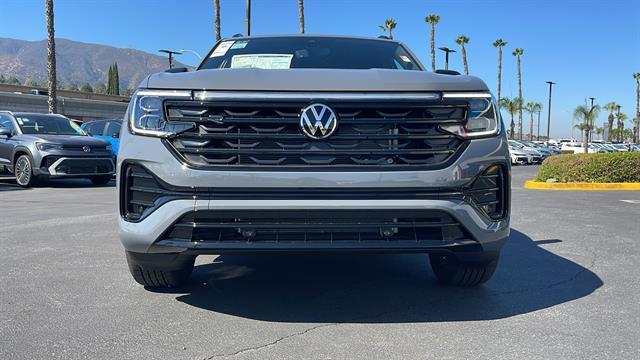 new 2026 Volkswagen Atlas Cross Sport car, priced at $54,107