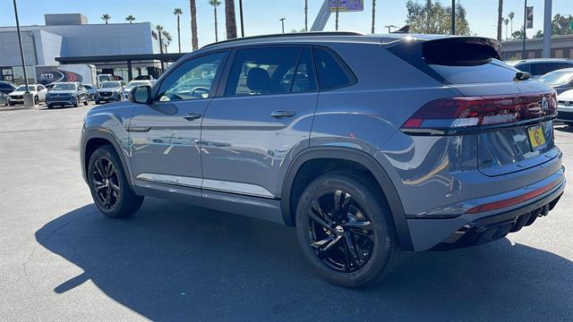 new 2026 Volkswagen Atlas Cross Sport car, priced at $54,107
