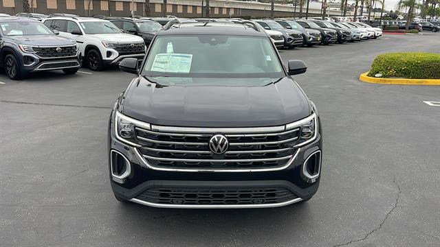 new 2025 Volkswagen Atlas car, priced at $43,881