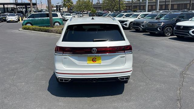 new 2025 Volkswagen Atlas car, priced at $53,979
