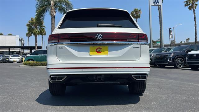 new 2025 Volkswagen Atlas car, priced at $53,979