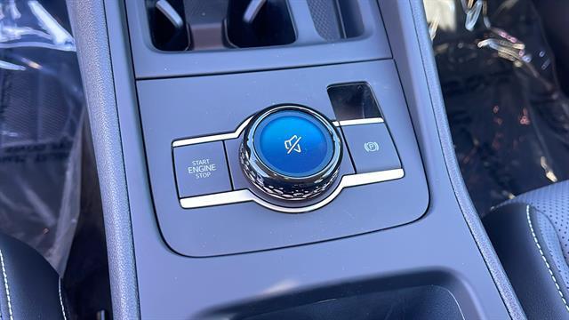 new 2025 Volkswagen Tiguan car, priced at $32,682