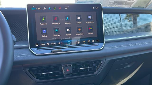 new 2025 Volkswagen Tiguan car, priced at $32,682