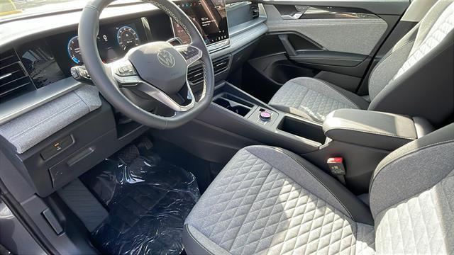 new 2025 Volkswagen Tiguan car, priced at $30,554