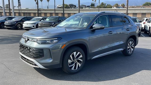 new 2025 Volkswagen Tiguan car, priced at $30,554