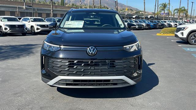 new 2025 Volkswagen Tiguan car, priced at $29,965