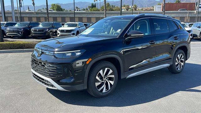 new 2025 Volkswagen Tiguan car, priced at $29,965