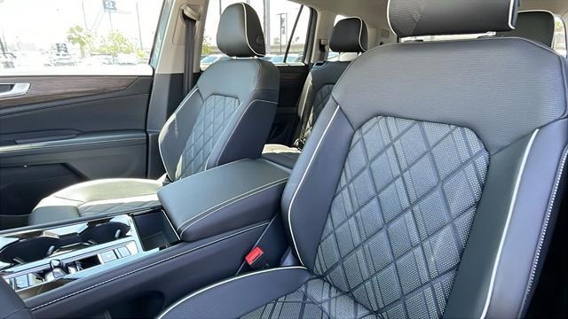 new 2025 Volkswagen Atlas car, priced at $53,734
