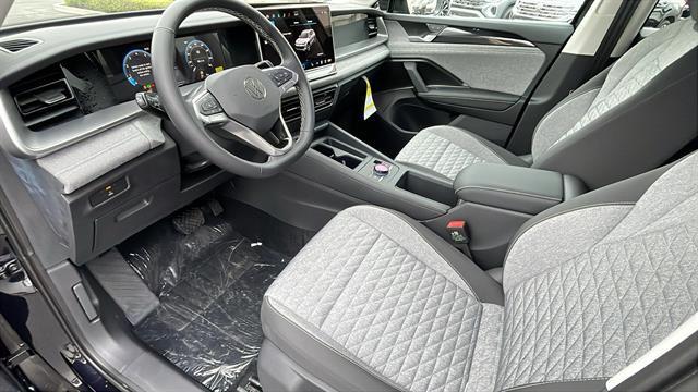 new 2025 Volkswagen Tiguan car, priced at $30,664