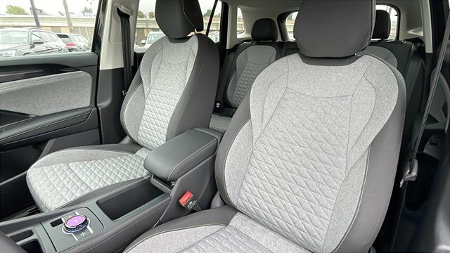 new 2025 Volkswagen Tiguan car, priced at $30,664
