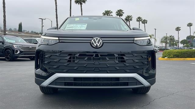 new 2025 Volkswagen Tiguan car, priced at $30,664