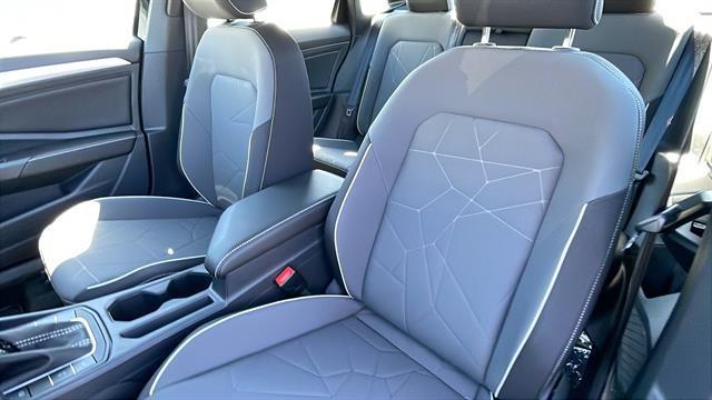 new 2025 Volkswagen Jetta car, priced at $24,511