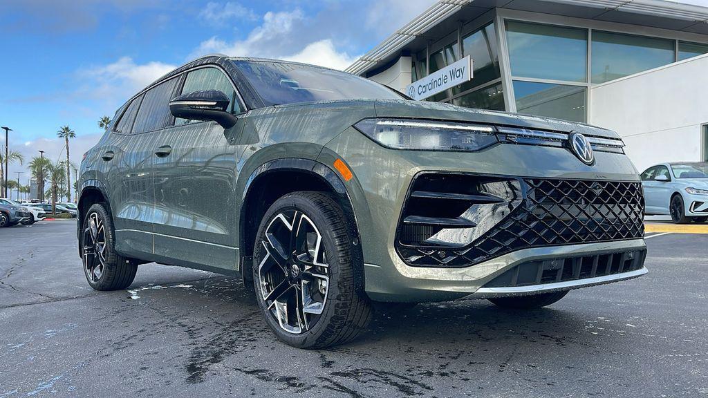 new 2026 Volkswagen Tiguan car, priced at $46,764