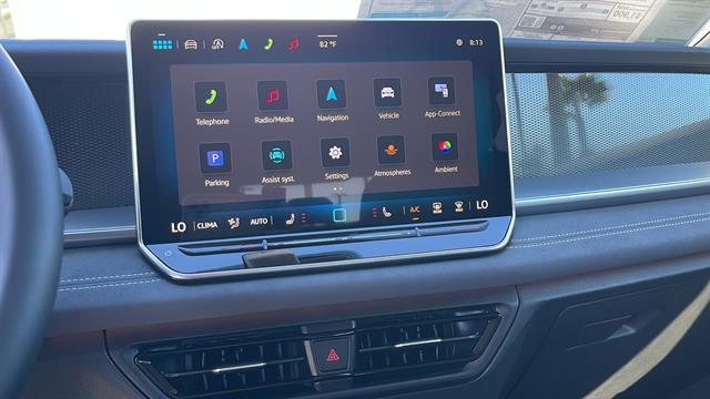 new 2025 Volkswagen Tiguan car, priced at $32,682