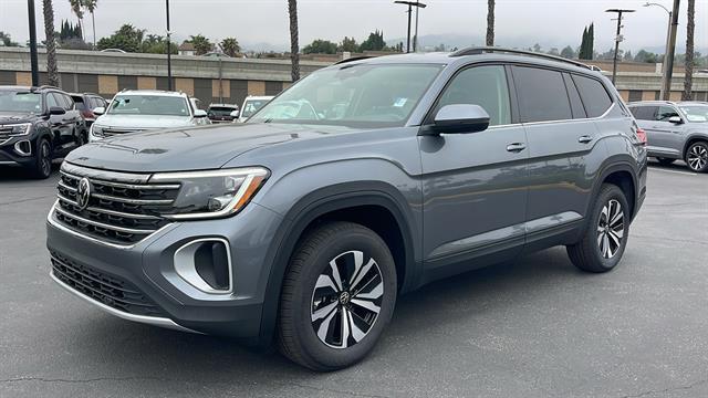 new 2025 Volkswagen Atlas car, priced at $38,725