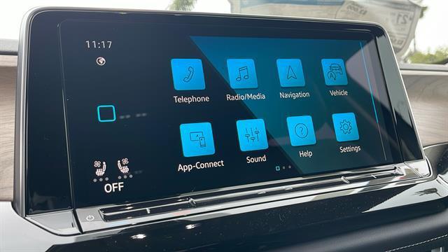 new 2025 Volkswagen Atlas car, priced at $38,725