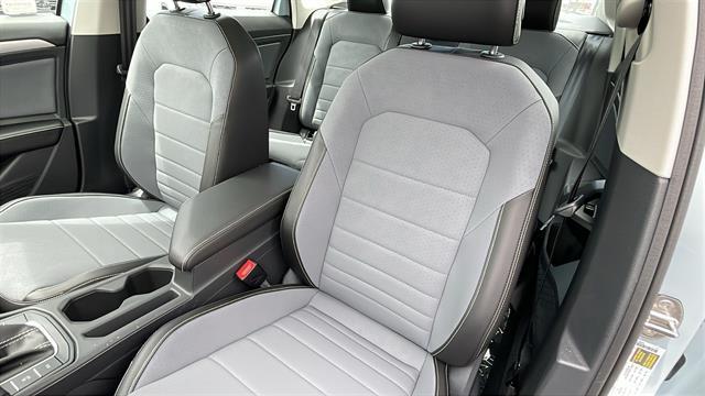 new 2025 Volkswagen Jetta car, priced at $27,288