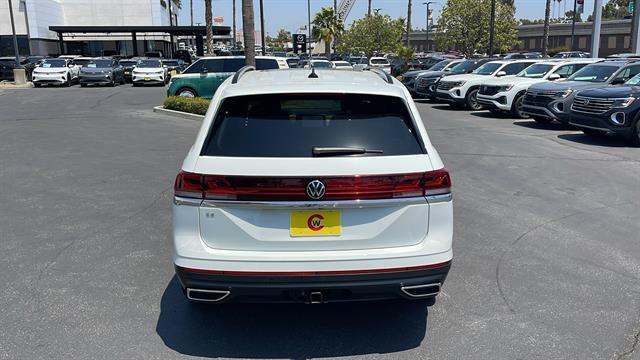new 2025 Volkswagen Atlas car, priced at $43,036