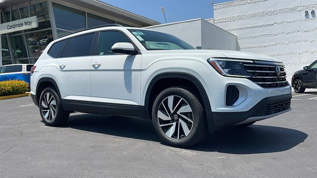 new 2025 Volkswagen Atlas car, priced at $43,286