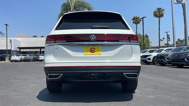 new 2025 Volkswagen Atlas car, priced at $43,036