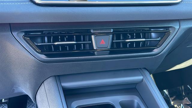 new 2025 Volkswagen Tiguan car, priced at $32,682