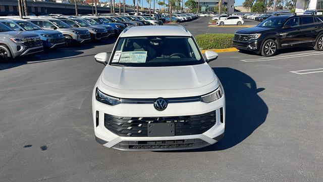 new 2025 Volkswagen Tiguan car, priced at $32,682