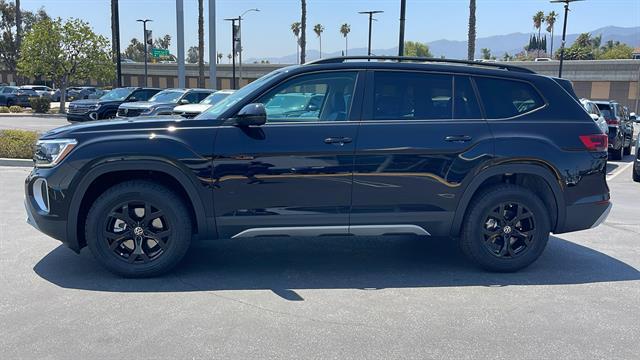 new 2025 Volkswagen Atlas car, priced at $45,854