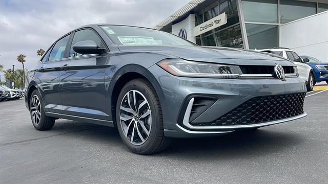 new 2025 Volkswagen Jetta car, priced at $27,682