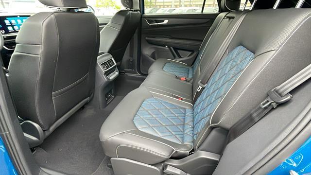 new 2025 Volkswagen Atlas Cross Sport car, priced at $51,496