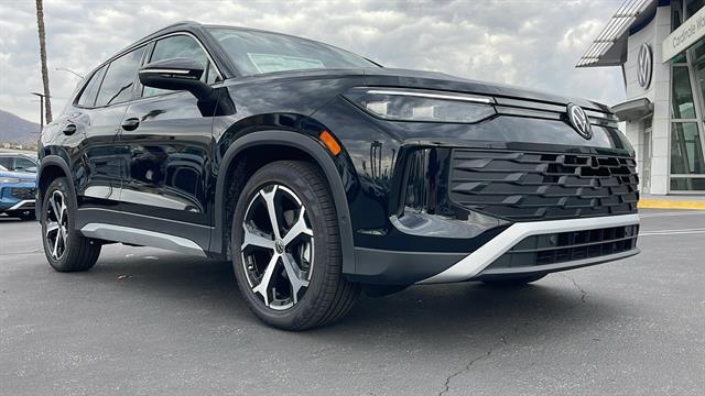 new 2025 Volkswagen Tiguan car, priced at $34,480