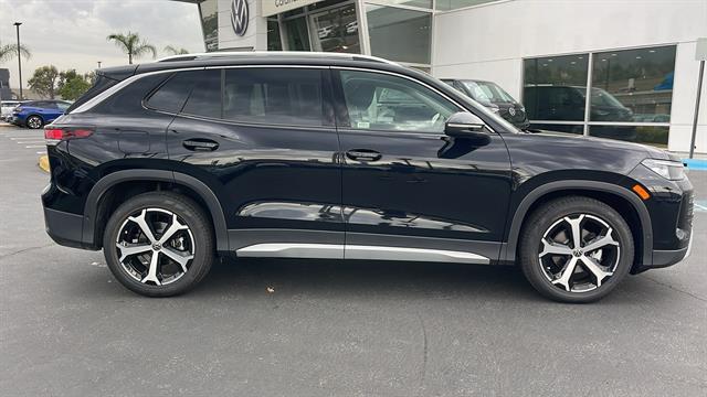 new 2025 Volkswagen Tiguan car, priced at $34,480
