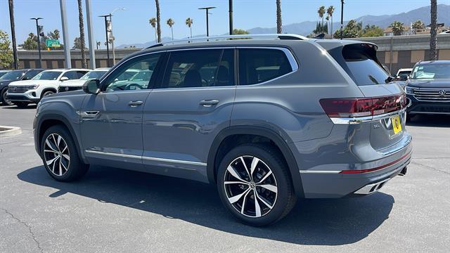 new 2025 Volkswagen Atlas car, priced at $53,939