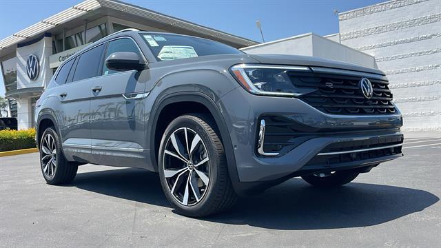 new 2025 Volkswagen Atlas car, priced at $53,939
